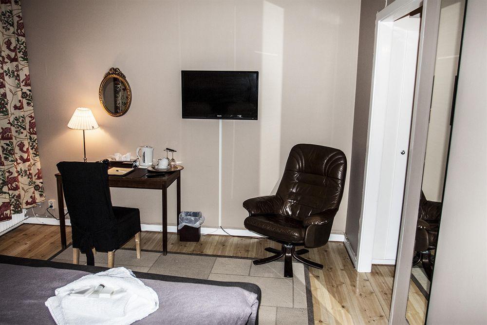 Hotell Goeta Эребру Экстерьер фото