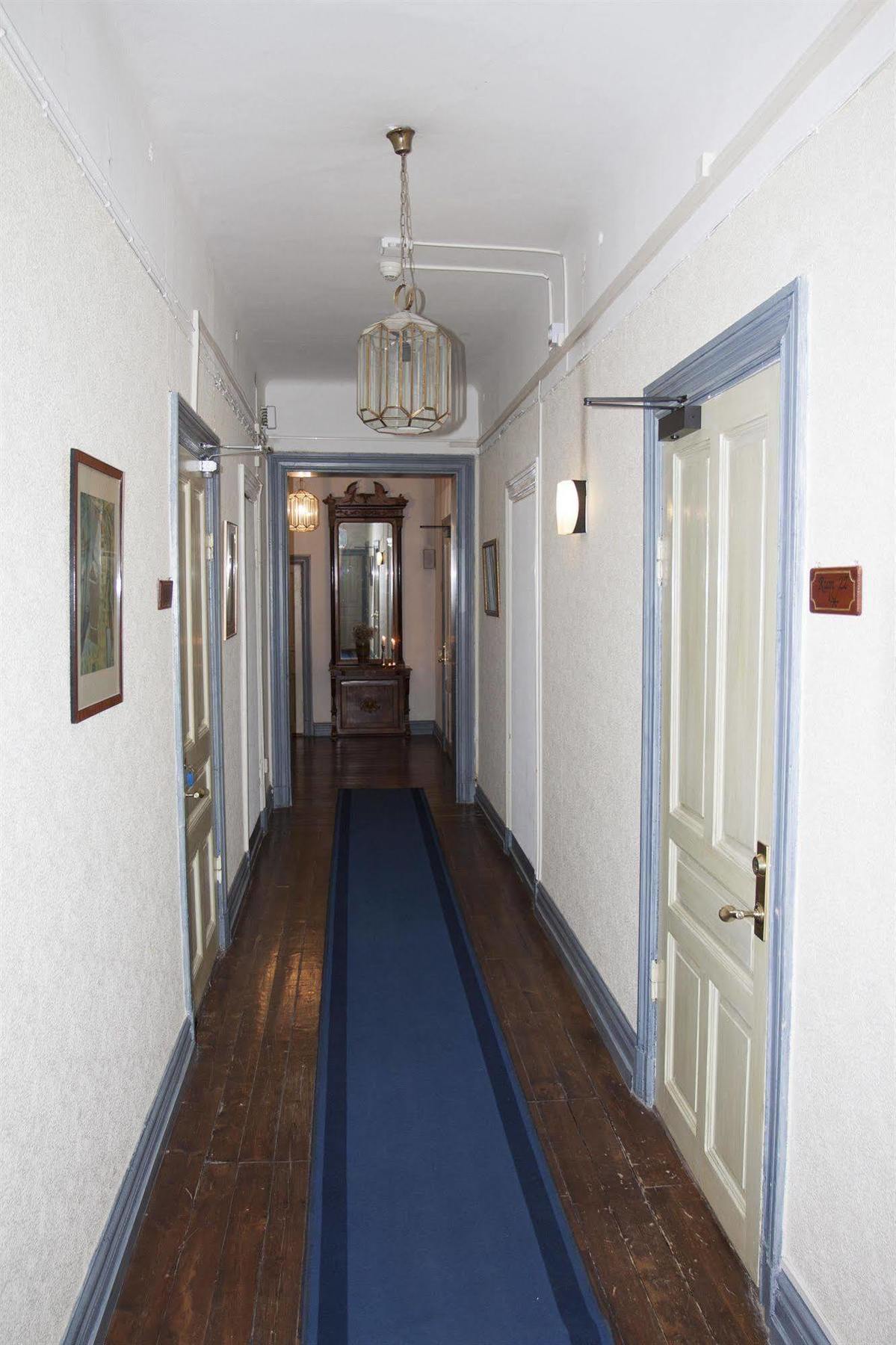 Hotell Goeta Эребру Экстерьер фото