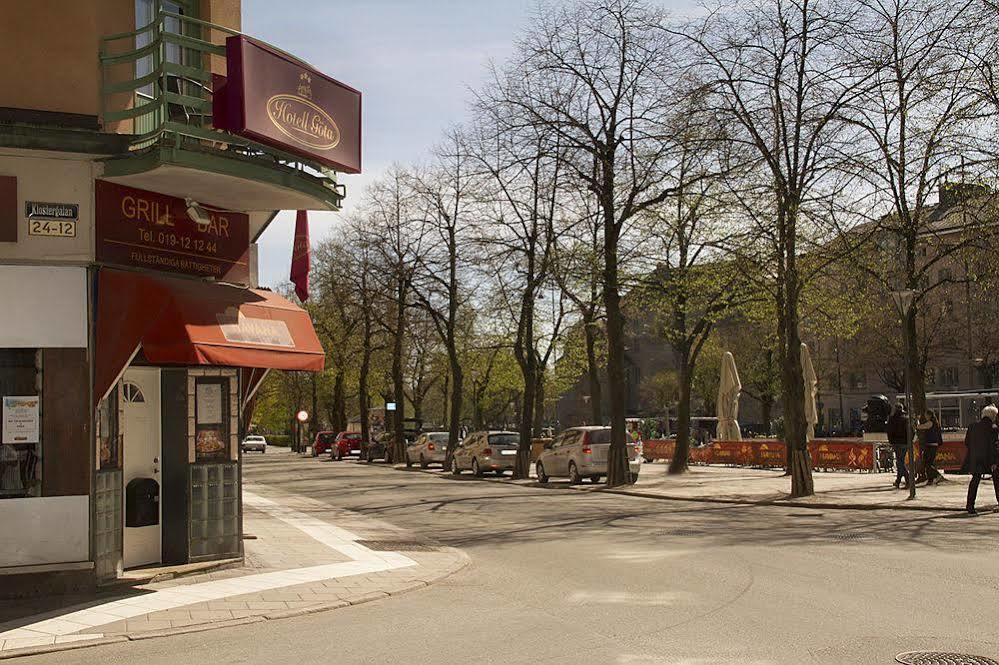 Hotell Goeta Эребру Экстерьер фото