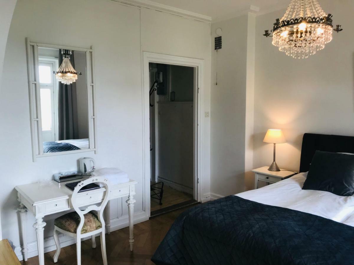 Hotell Goeta Эребру Экстерьер фото