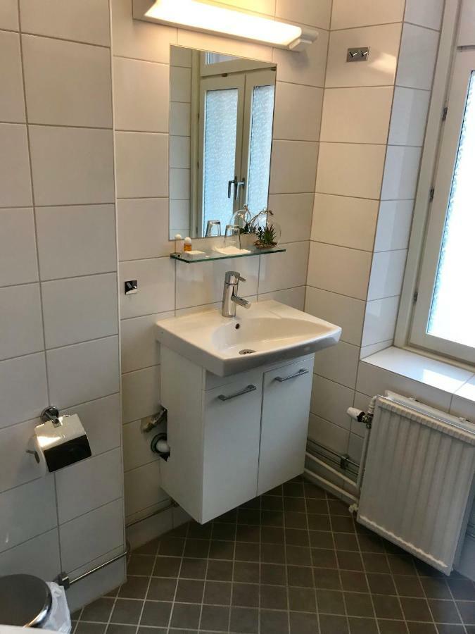 Hotell Goeta Эребру Экстерьер фото