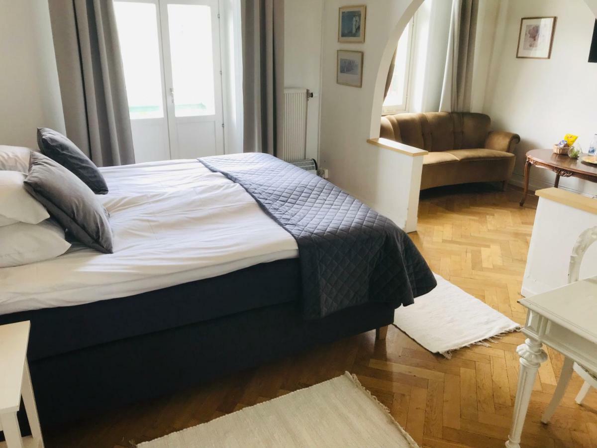 Hotell Goeta Эребру Экстерьер фото