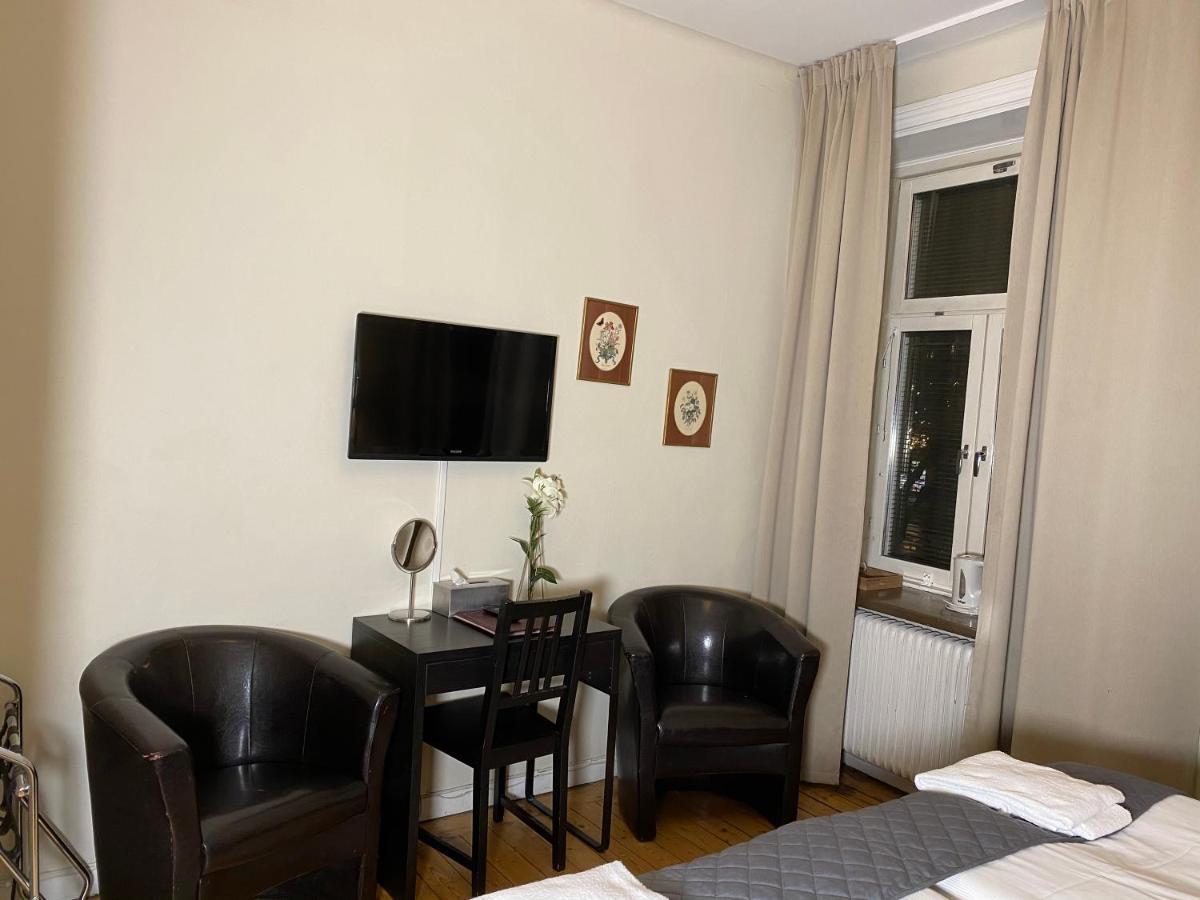 Hotell Goeta Эребру Экстерьер фото