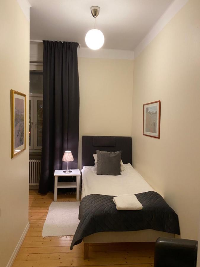 Hotell Goeta Эребру Экстерьер фото