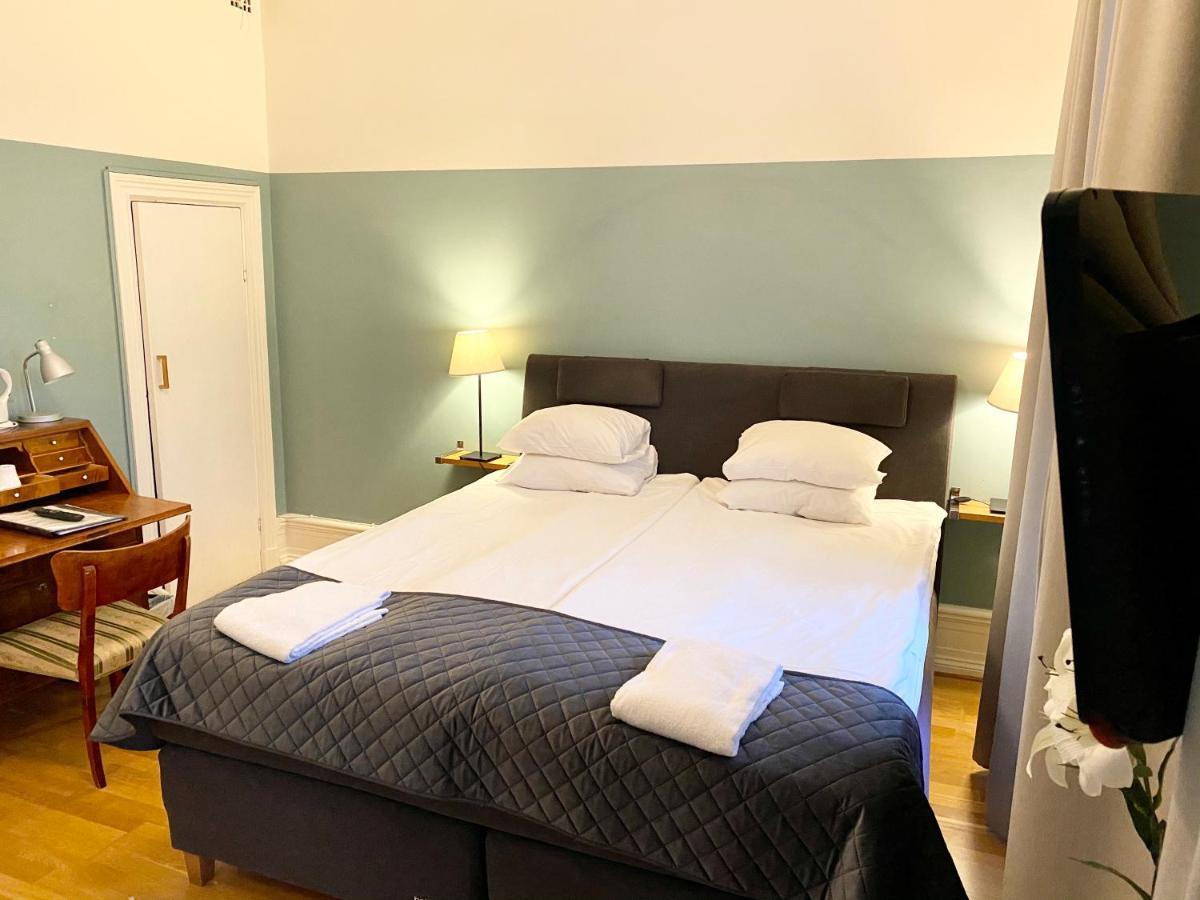 Hotell Goeta Эребру Экстерьер фото